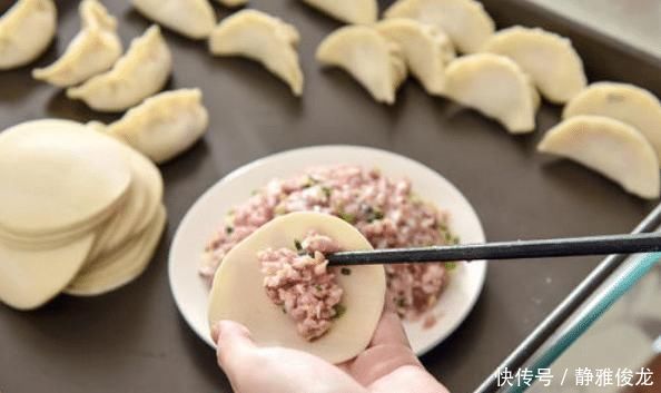 多汁|调饺子馅，生油好还是熟油好？很多人错，难怪饺子不香不油，还腥