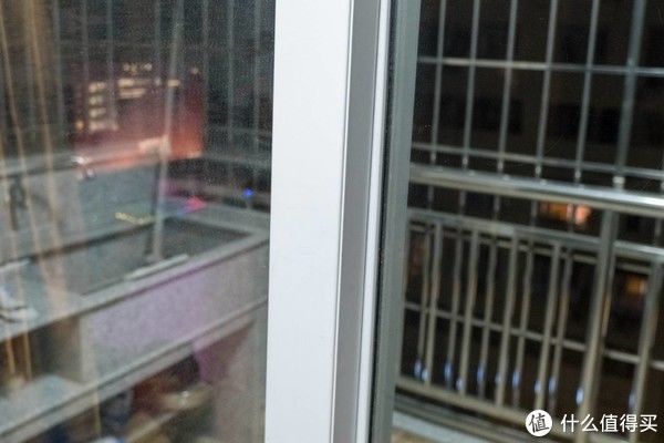 清洁|不伤玻璃,高效清洁不留痕,蓝宝擦窗机器人体验