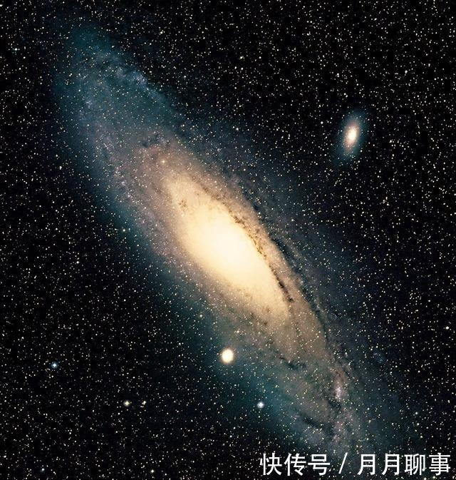 光速既然是最快的速度，但为何还能观测到137亿光年外的空间