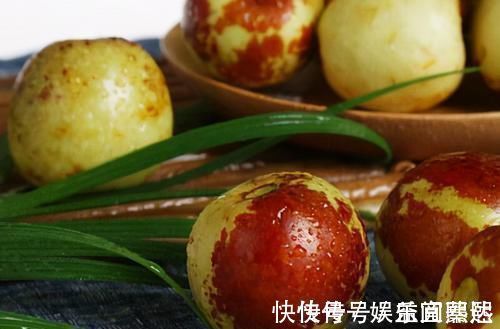 毒素|女性过了40岁,三种食物要多吃,滋阴养肾,排出毒素,肤色亮!