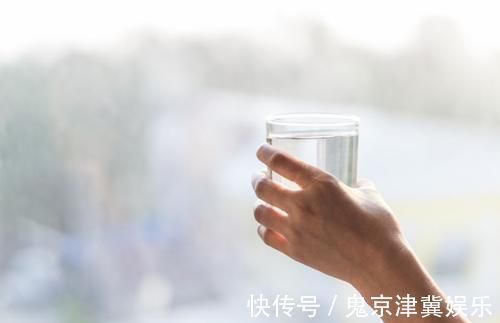 血糖升高|有糖尿病的人要远离豆腐?提醒:不想血糖升高,这3种素食要少吃