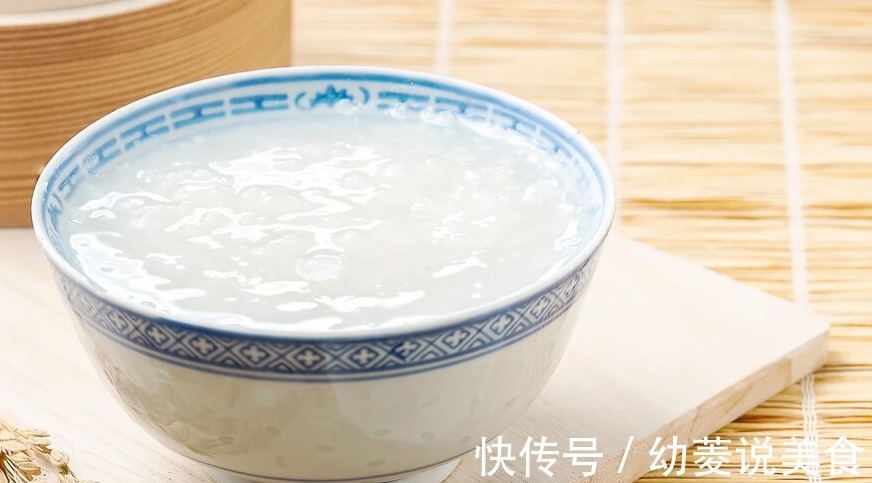 熬粥时，到底放冷水还是热水大多数人都做错了，粥不香浓也难吃