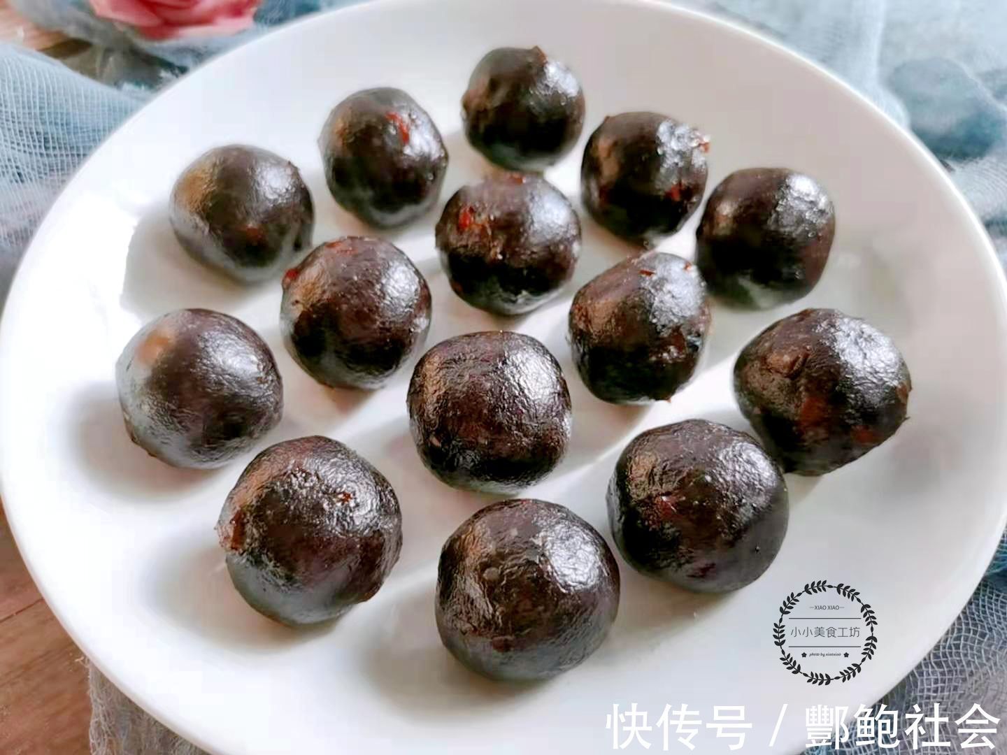 头发|婆婆坚持每天吃点它,脸色红润,头发乌黑,朋友夸:难怪显年轻