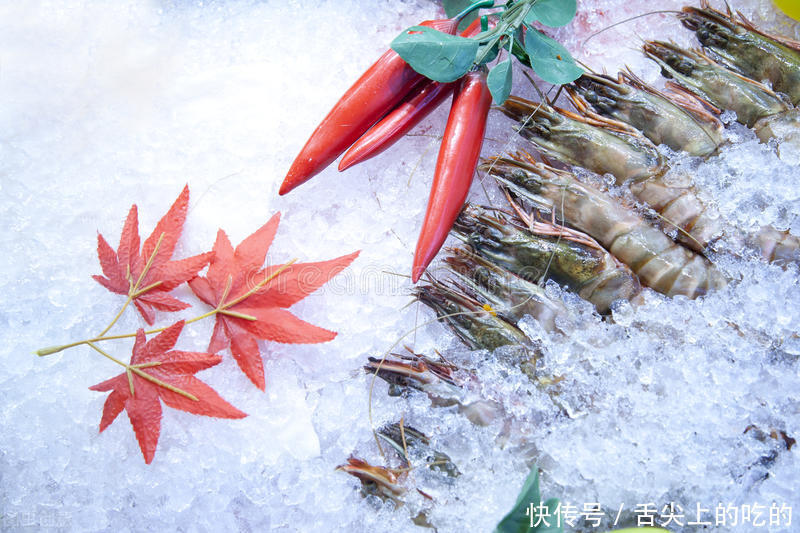 煮冻虾时,不要直接入锅,多加1个步骤,虾肉鲜嫩Q弹