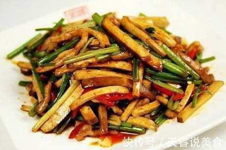 别和体重斤斤计较了，毕竟身体最重要，吃得开心吃的健康