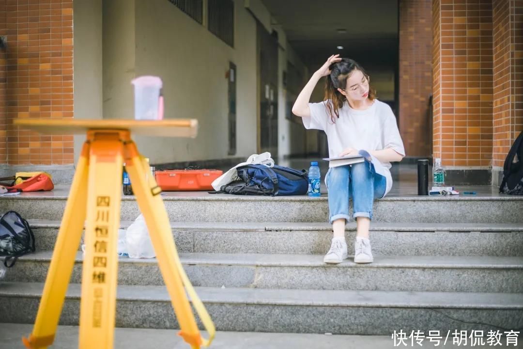 土木工程系的美女学霸：会画图，多才艺，从102逆袭至专业第一