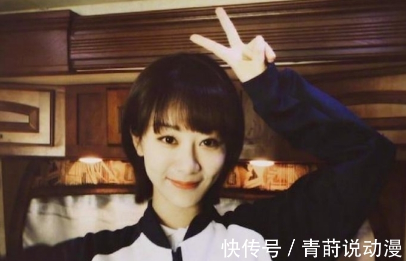 黄子瑶|杨紫缺席《萌探》录制,黄子韬晒合照发文,关系好坏一看便知