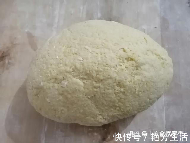 番茄酱|小米别再煮粥了,两个鸡蛋,一碗面粉,做点休闲小零食,特别好吃