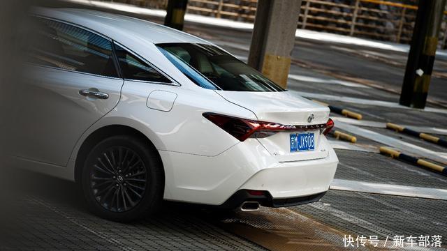 探索|用数字打破传统艺术局限 与亚洲龙一起探索人生之境