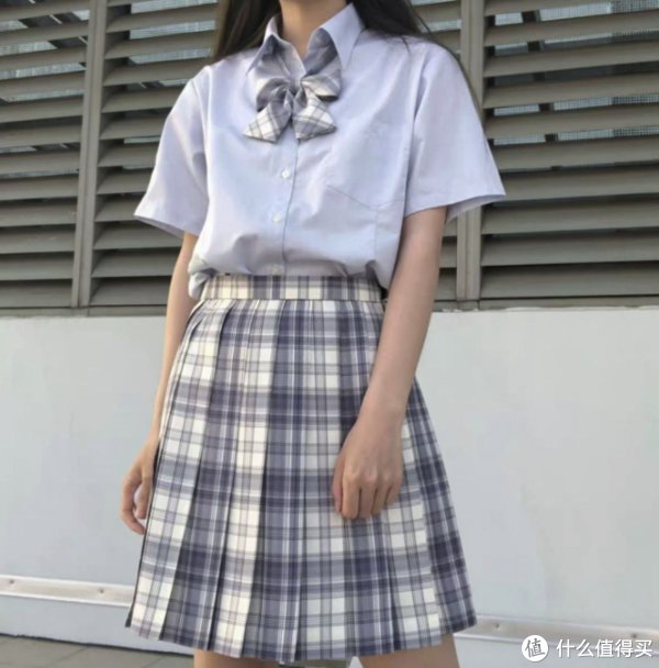 jk格裙|百褶裙和JK格裙总分不清楚？这篇少女裙褶间的小秘密，你可一定要看~