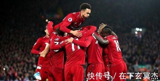 诺维奇|英超:利物浦迎战保级队不容乐观,曼城鏖战热刺斗智斗勇