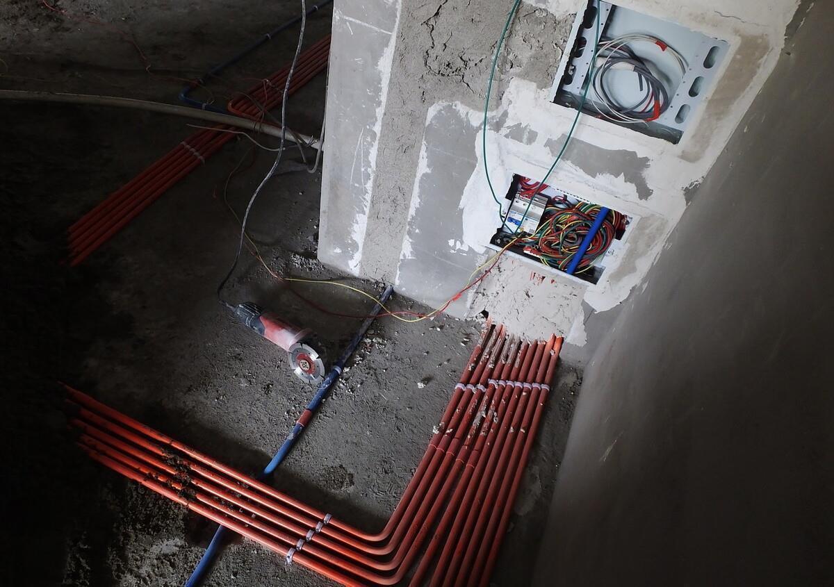 装修公司|装修工头忠告:水电改造时,留意这些“坑”,都是装修公司的套路