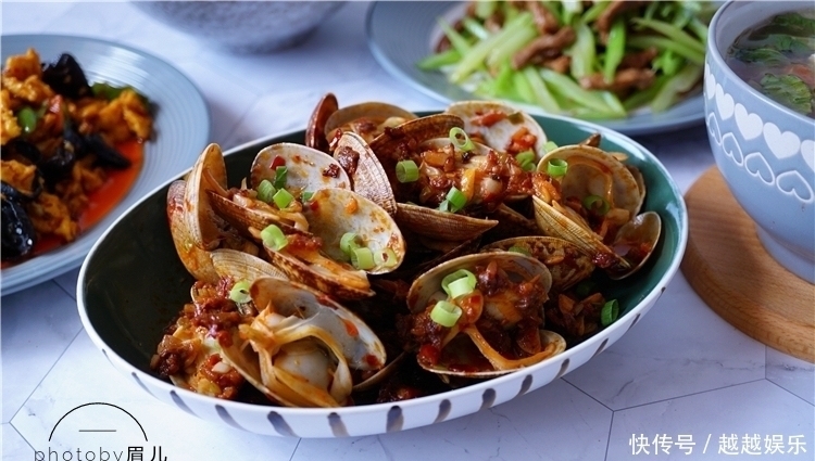 我家晚餐,20元半小时搞定四菜一汤,有荤有素,还是在家吃饭实惠