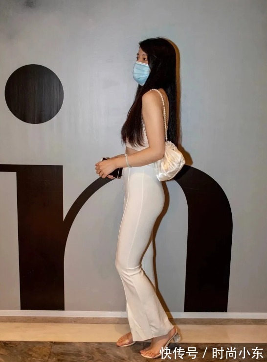 a495 高跟长裤露脐装美女,性感妩媚轻松休闲