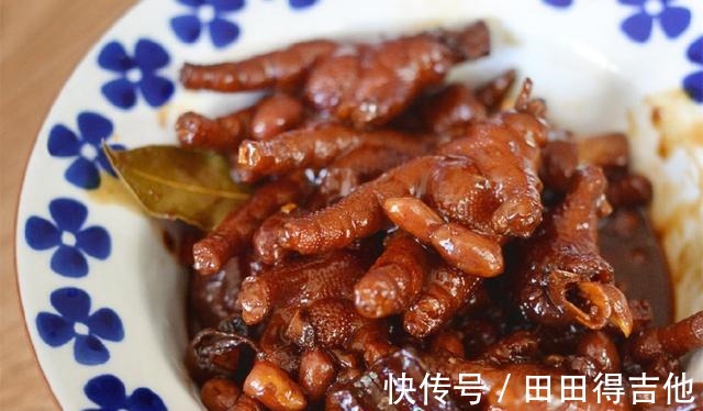 鸡爪|初秋季节当吃它,鸡爪软烂花生软糯,满满的胶原蛋白,好吃又养颜!