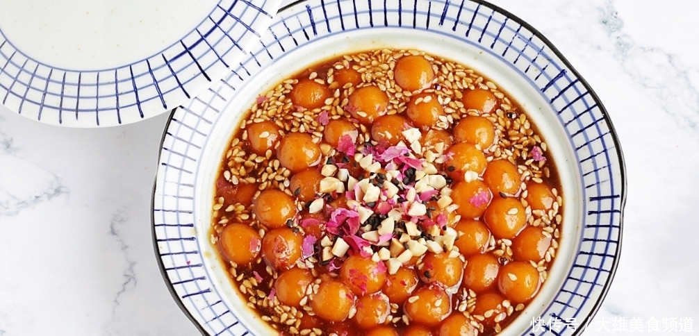 50岁小姨皮肤像25,用南瓜搭配1种食材当早餐,面膜钱都省了