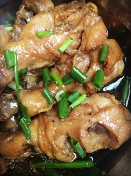 这才是鸡腿最好吃的做法,不加一滴水,简单到一个电饭煲就能搞定