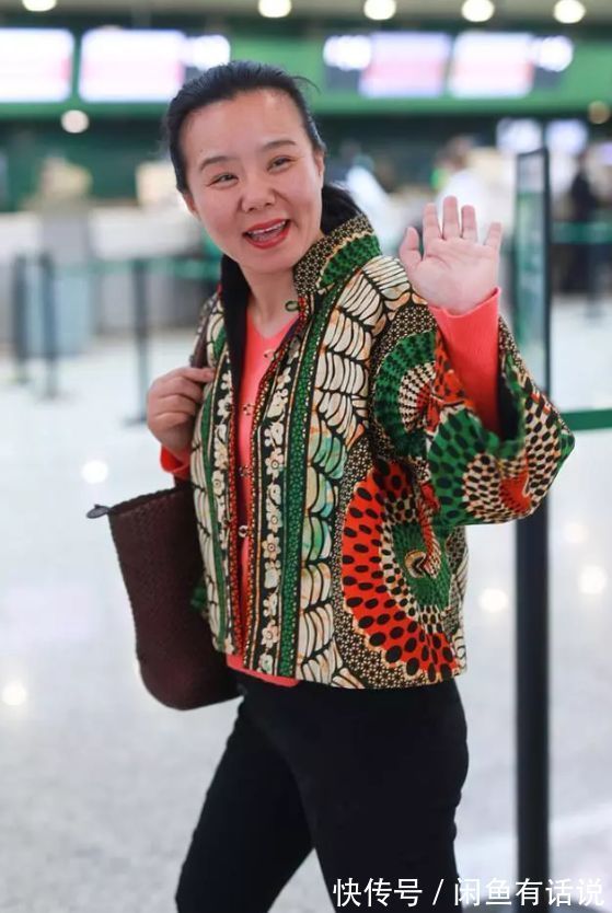 女人|女人到中年要学会“断舍离”,这5件衣服别穿了,败气质还显廉价