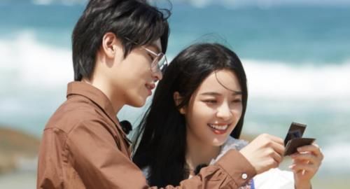 隔壁老樊|頂風(fēng)作案？又一綜藝被曝邀請(qǐng)“愛(ài)豆”嘉賓，以歌手為稱謂