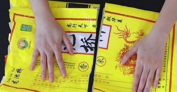 大米袋我从来不扔,这样简单改造一下,出门全家人都抢着用!