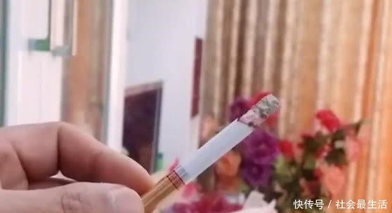 白醋和花露水兑在一起，用途真厉害，解决了很多人的困扰，真实用！