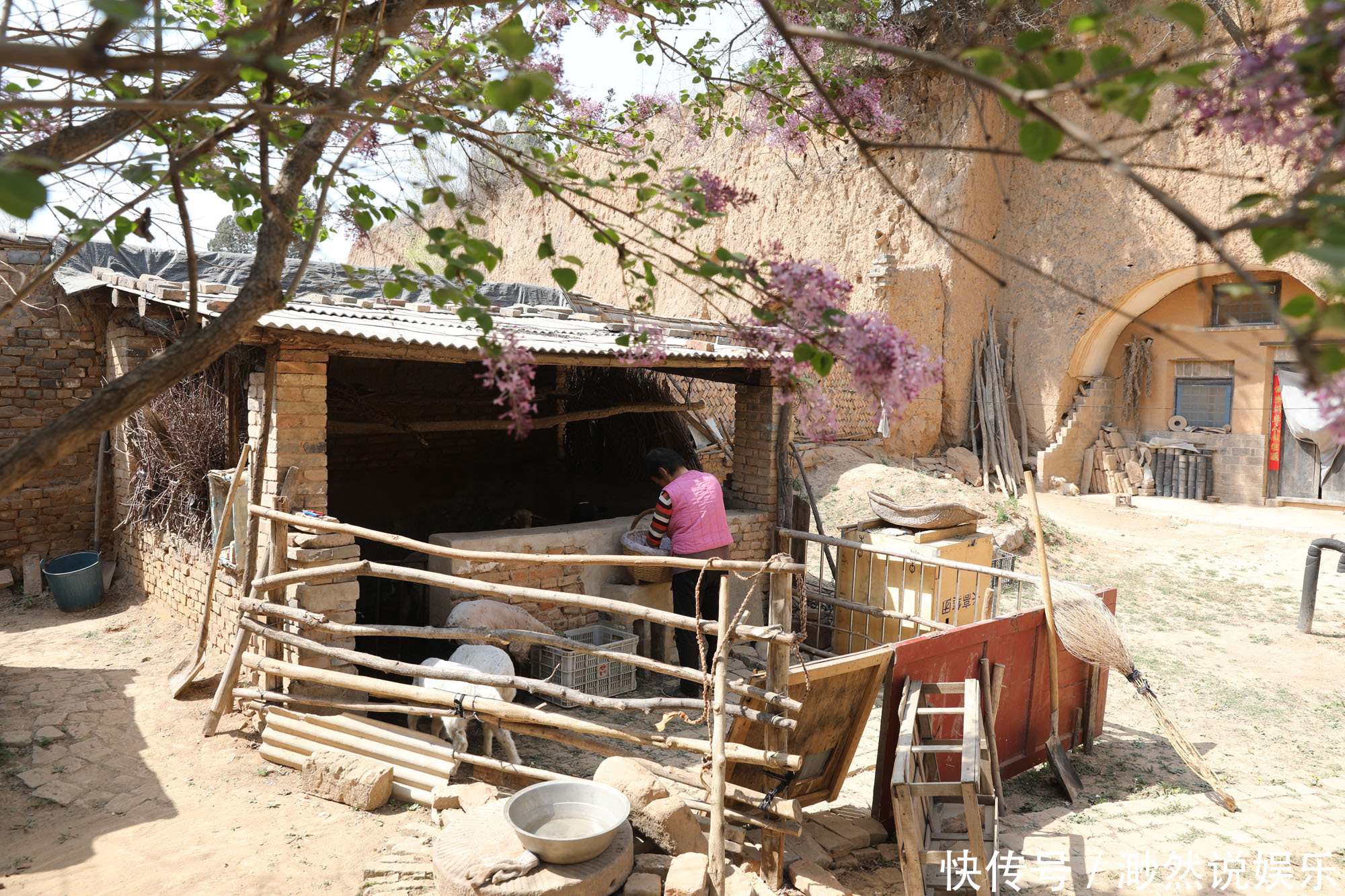 碌碡|山西百年大户人家大门口“青龙”盘踞，窑洞里好多稀罕物叫不上名