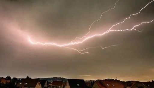 多长 地球上空闪电有多长，最长700公里，改变我们对闪电的认知