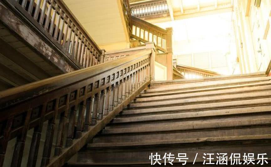房子|十年后，楼梯房和电梯房哪个更保值差点就买错了