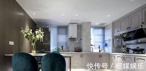 餐厨一体|87㎡小三房,电视墙太漂亮了,尤其“餐厨一体”实用极了