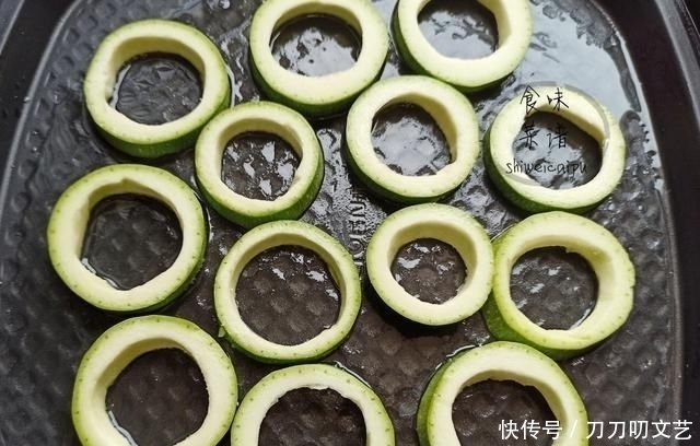 蔬菜|它是天然补钙蔬菜,9毛钱一斤,教你做成早餐饼,孩子常吃免疫高