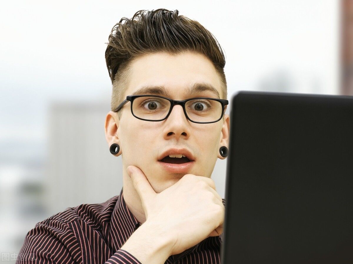 发型 女孩子讨厌的男生发型,“渣男锡纸烫”成功上榜,图四男生都嫌弃