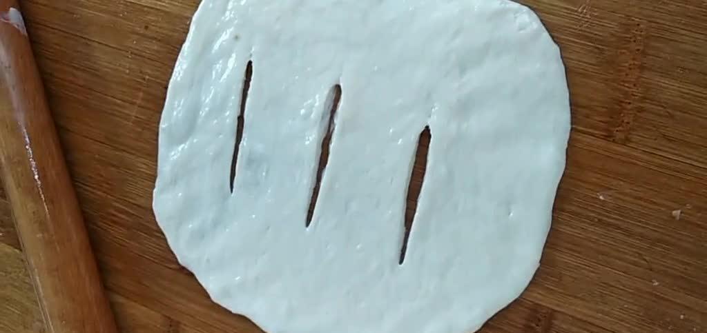 北方油炸饼的做法，以下2个细节做到位，担保咸香酥脆健康不油腻