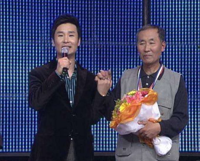 国家一级演员,农民的儿子,蒋大为学生,娶小10岁世界小姐