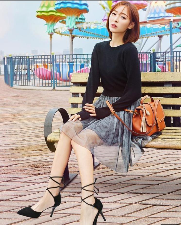 精致|精致高跟鞋,衬托出纤细玉足,婷婷玉直美轮美奂