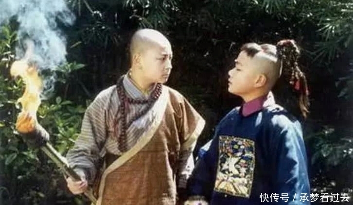 大臣|皇上要吃公鸡下的蛋，大臣们毫无办法，小孩七字解决还当上了宰相