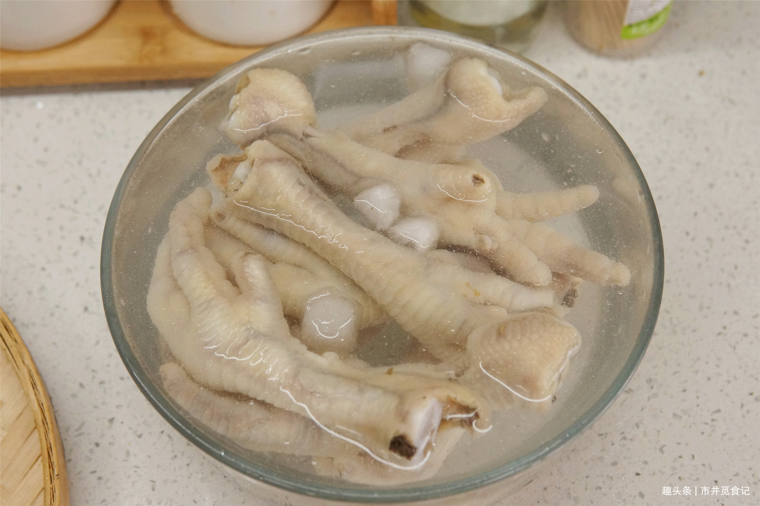 啤酒|夏天,这3样拌一起,放冰箱里随取随吃,当成下酒菜可真舒服啊