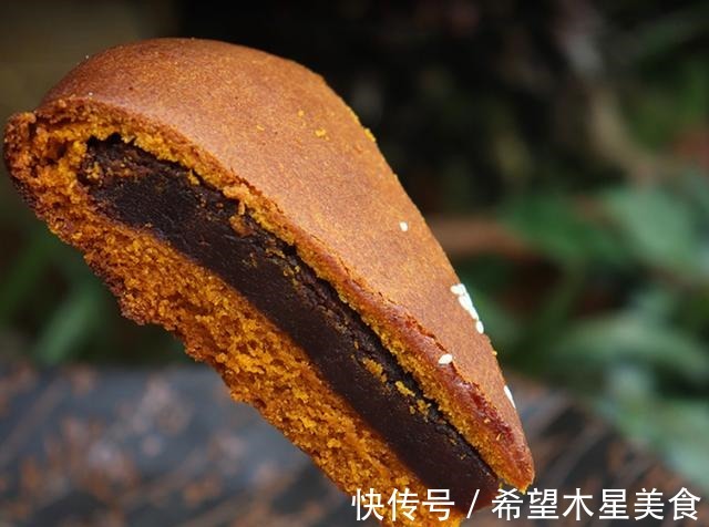 味美|最近囤了几款月饼，好吃味美还不贵，看着都流口水，没吃过要尝尝！