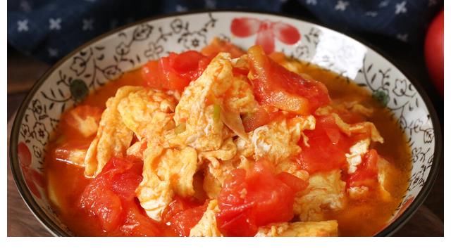 鸡蛋要不要放冰箱？分享一种保存技巧，简单实用，鸡蛋久放不易坏