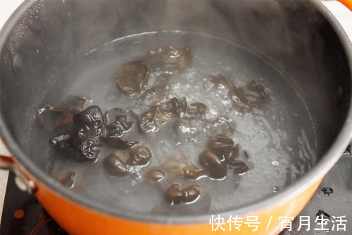 年夜饭上大鱼大肉多，这4样菜凉拌是绝配，爽口解腻，下酒好菜