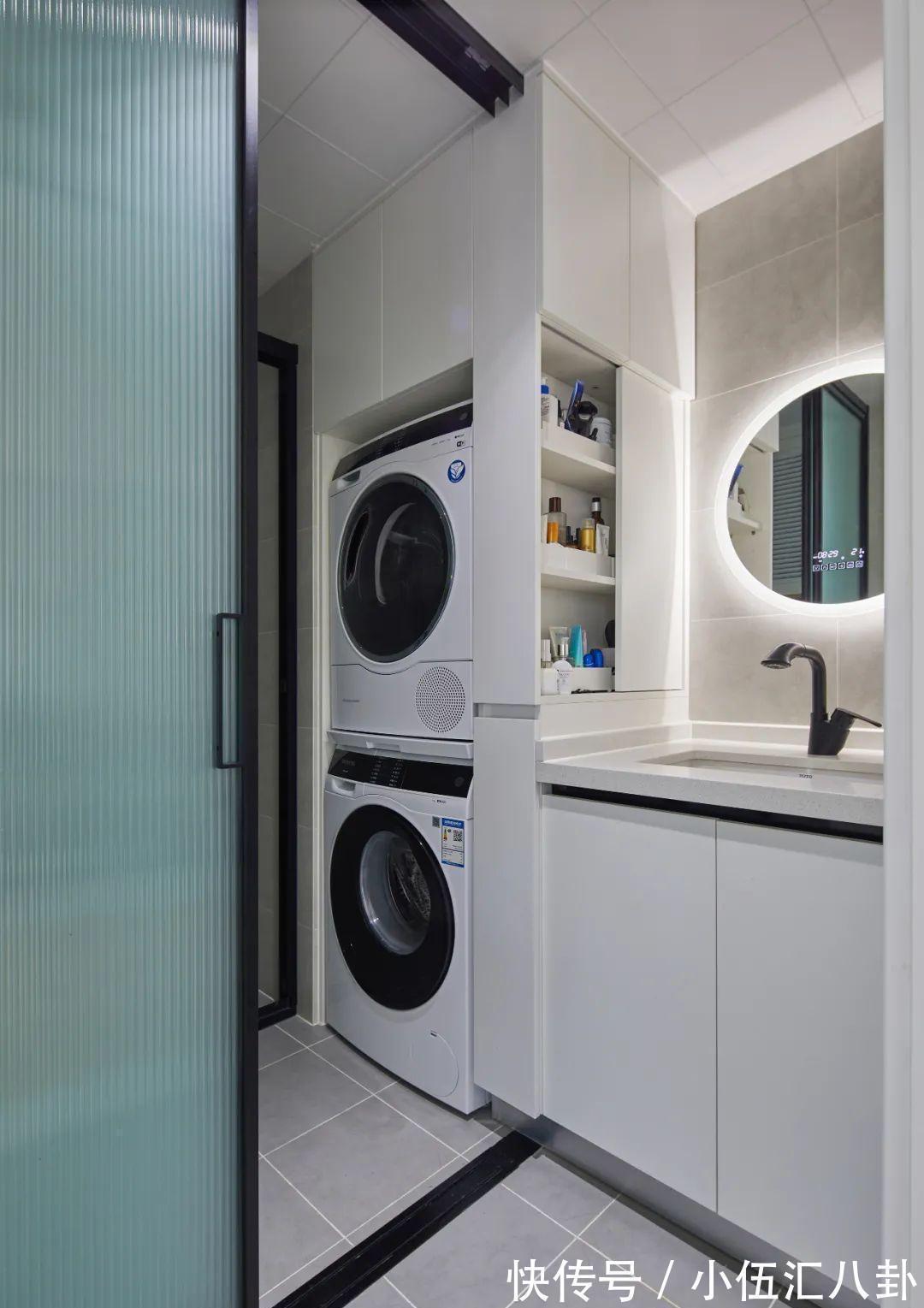 休闲|阳台改成休闲区,又热又晒、还怕漏水?衣服也没地晾?谁说的!