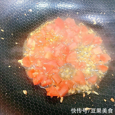 菜花|这道番茄木耳炒菜花，汤汁都要舔干净