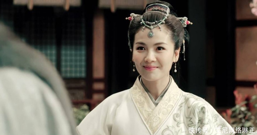 公主|君主赐给公主半条蒸鱼，公主却立即拔剑自尽，还让数万人为她殉葬