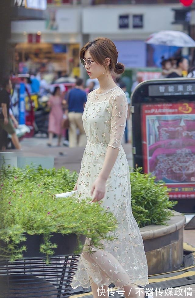 技巧|短裙,选择技巧,与大家分享,帮助快速挑选时尚