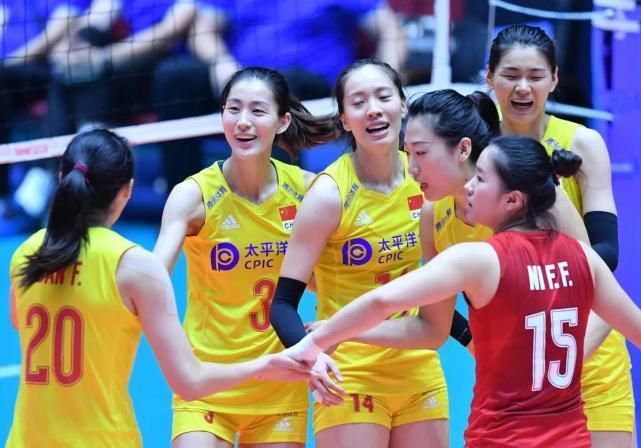 福建女排|轰下19分火力全开！女排美女副攻上演王者归来，郎平没有看错人