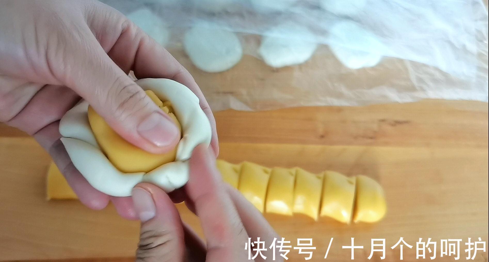 最简单的烧饼做法,又香又酥,吃一次还想吃