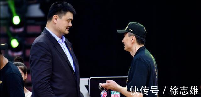 cb姚明的掌门位置无人撼动,CBA是否要学中超?赵睿到底怎么了?