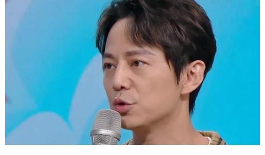 《你好星期六》收视三连跌,何炅1带多责任重,强颜欢笑让人心疼