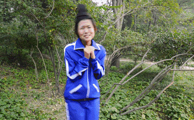 |搞笑gif:隔壁老王专用沙发