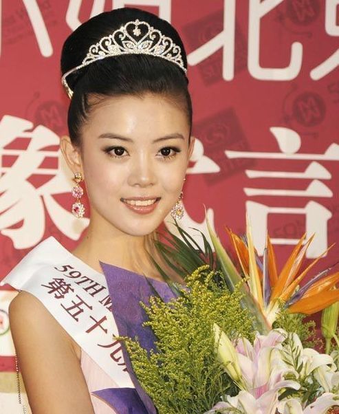 国家一级演员,农民的儿子,蒋大为学生,娶小10岁世界小姐