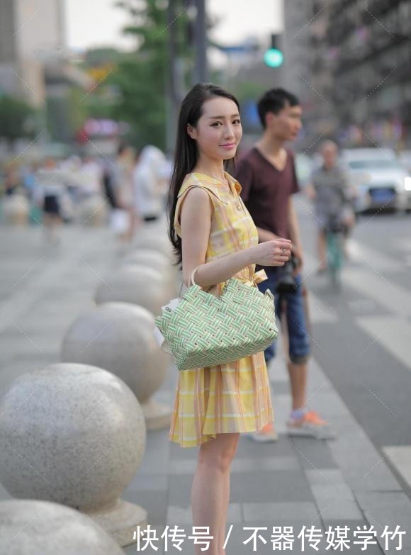 连衣裙|格纹连衣裙,让爱穿裙装的女生,尽显优雅的文艺范,美丽又恬静